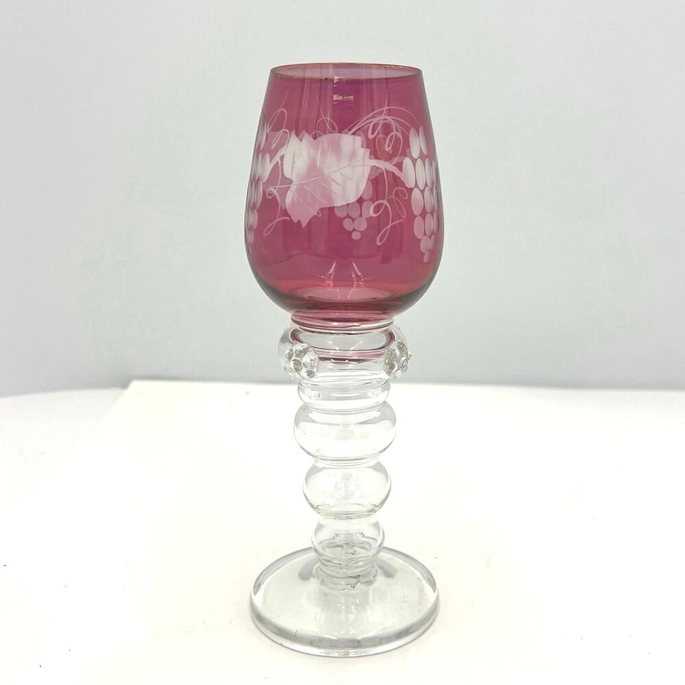 Gullaskruf Sweden Red Grape Vine Collectible Liquor Wine Glass 7.75"